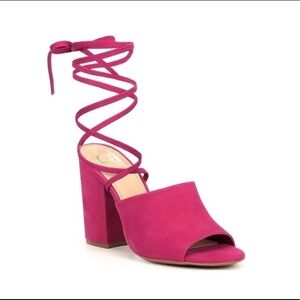 🔥Gianni Bini fuchsia ankle wrap block heel sandals. Sz7 NIB